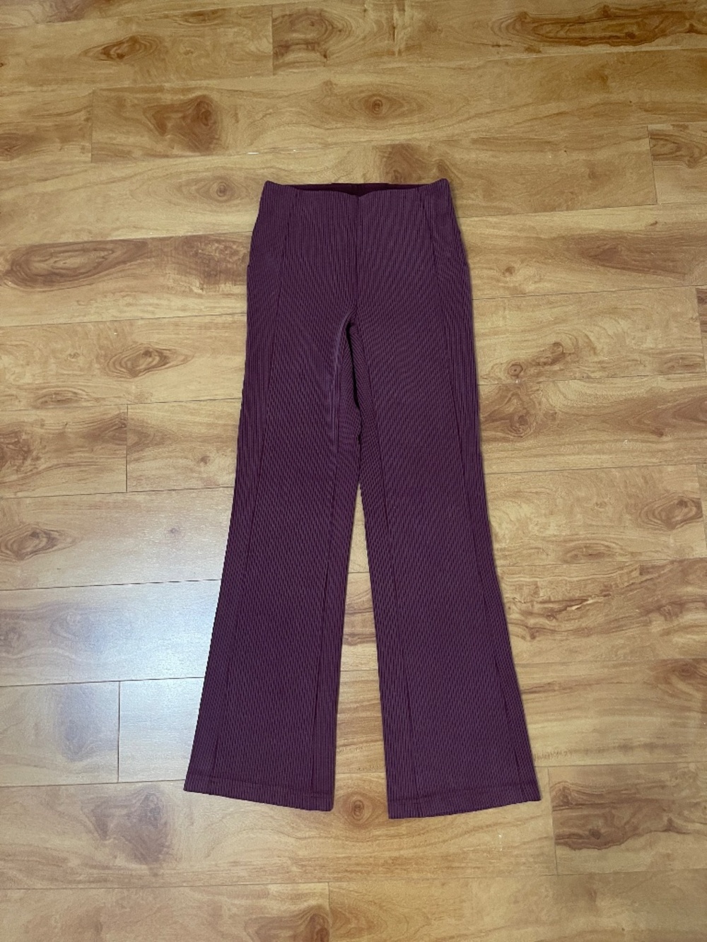 Lululemon Women Ribbed Flared Leggings Pant Sz 4 New w/o Tags